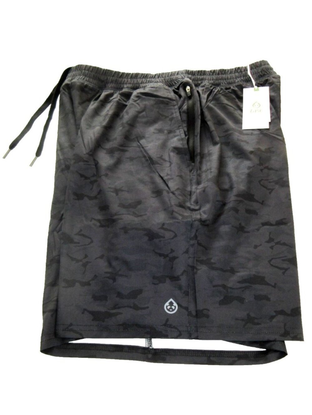 Tasc Performance Men's Recess 8 inch lined shorts Black Camo Size 2XL NWT